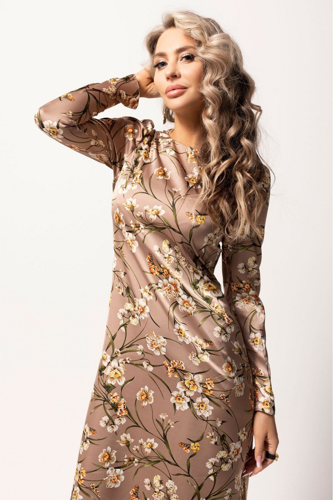 Платье 4961 светло-коричневый Golden Valley купить - 5% скидка | в наличии